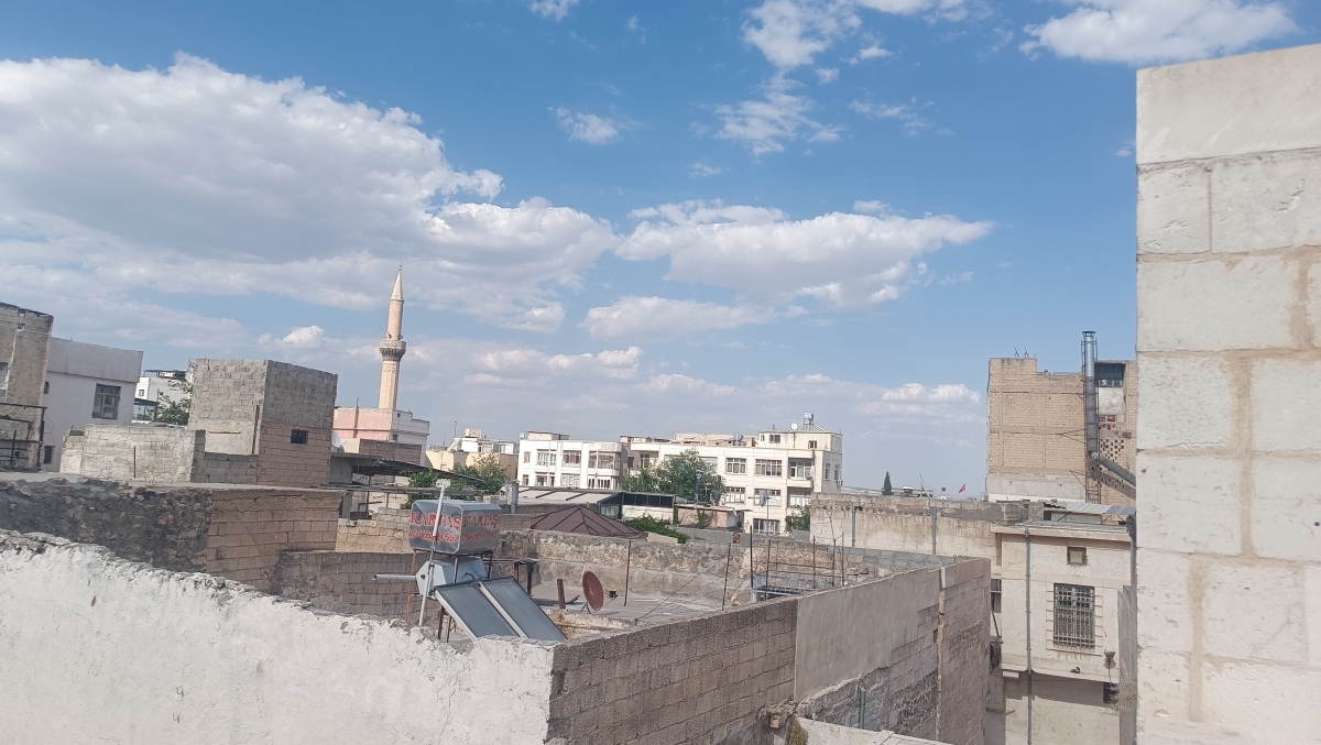 Tarihi Konakların Gölgesinde Çarpık Yapılaşma