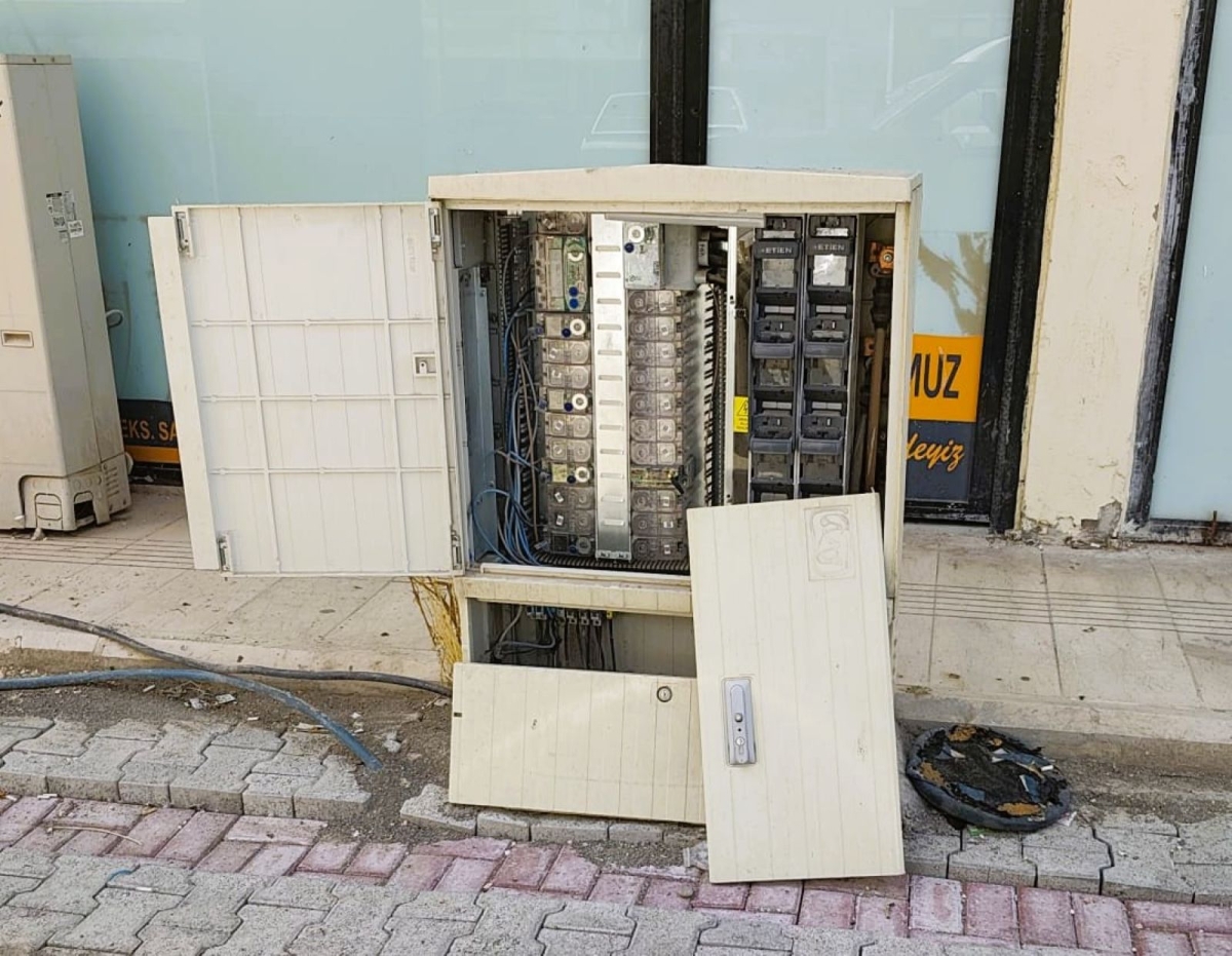 ŞANLIURFA’DA 4 BİNE YAKIN ELEKTRİK PANOSUNA YETKİSİZ MÜDAHALE