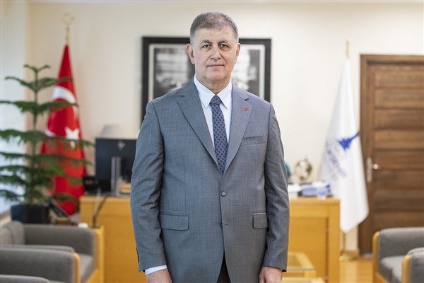 Başkan Tugay: Geçmişte yapılan hataların yükünü taşımayı kabul etmiyorum