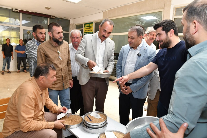 VALİ ŞILDAK, ODA VE MESLEK GRUPLARI ZİYARETLERİNİ SÜRDÜRÜYOR