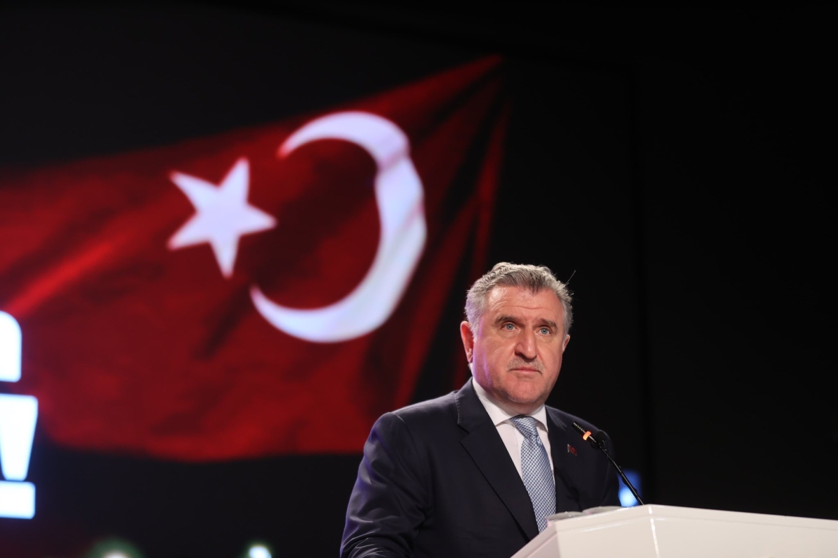 Bak: Gençlerimizin kırsal kalkınmaya destek olmasını çok önemsiyoruz