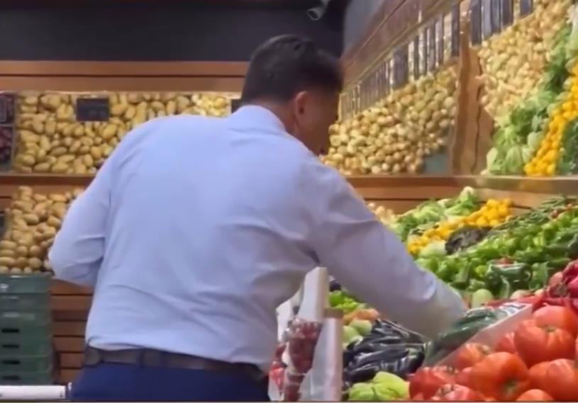 Tunceli’de Korumasız Gezen Vali Takdir Topluyor: 
