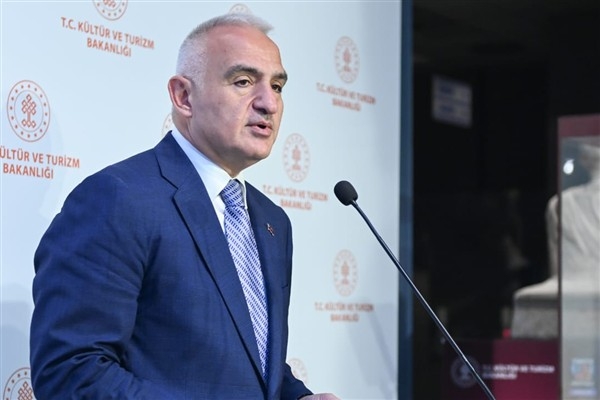 Bakan Ersoy, Uluslararası Öğrenciler 14. Mezuniyet Töreni’ne katıldı