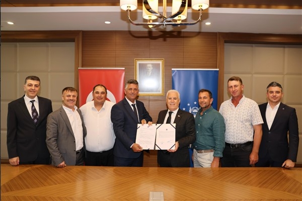 Bursa Büyükşehir Belediyesi'nden Bursalı üreticiye ekipman desteği
