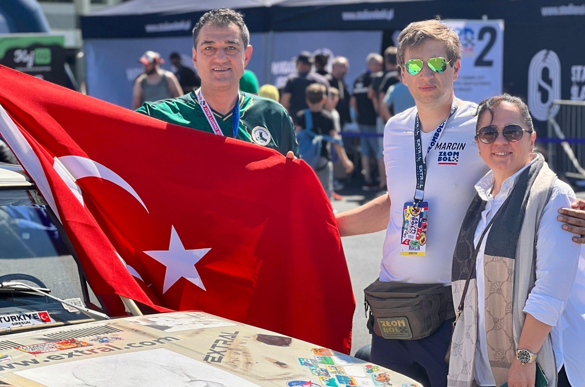850 araçlık dev konvoy Polonya'dan Giresun'a yola çıktı