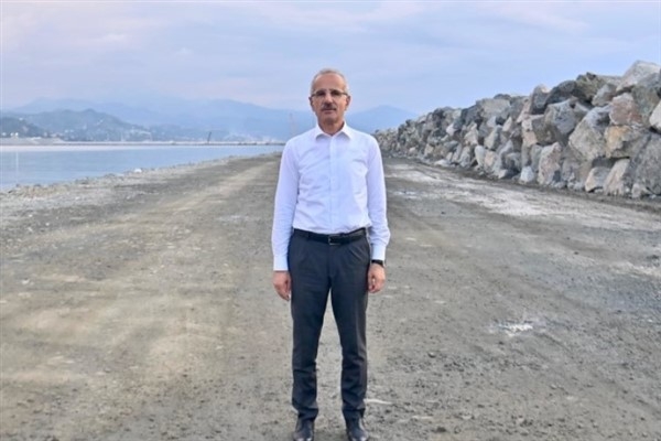 Uraloğlu, Stadyum–Şehir Hastanesi 2. Etap Tramvay Hattı’nın temel atma törenine katıldı