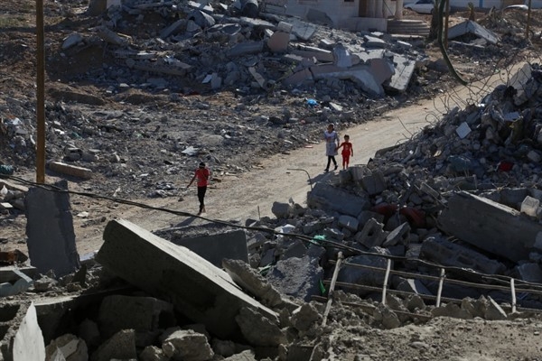 UNRWA: Gazze, çocukların ve açlıktan ölenlerin mezarlığına dönüştü