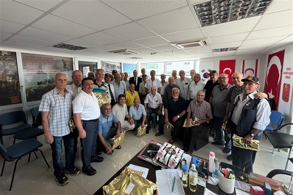 Manisa Büyükşehir'den Kıbrıs gazilerine ziyaret