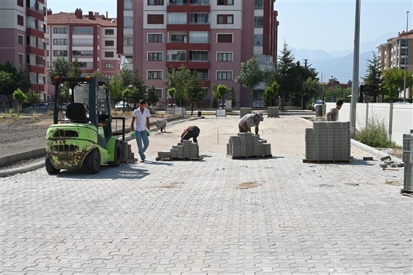Isparta'da altyapı çalışmaları devam ediyor