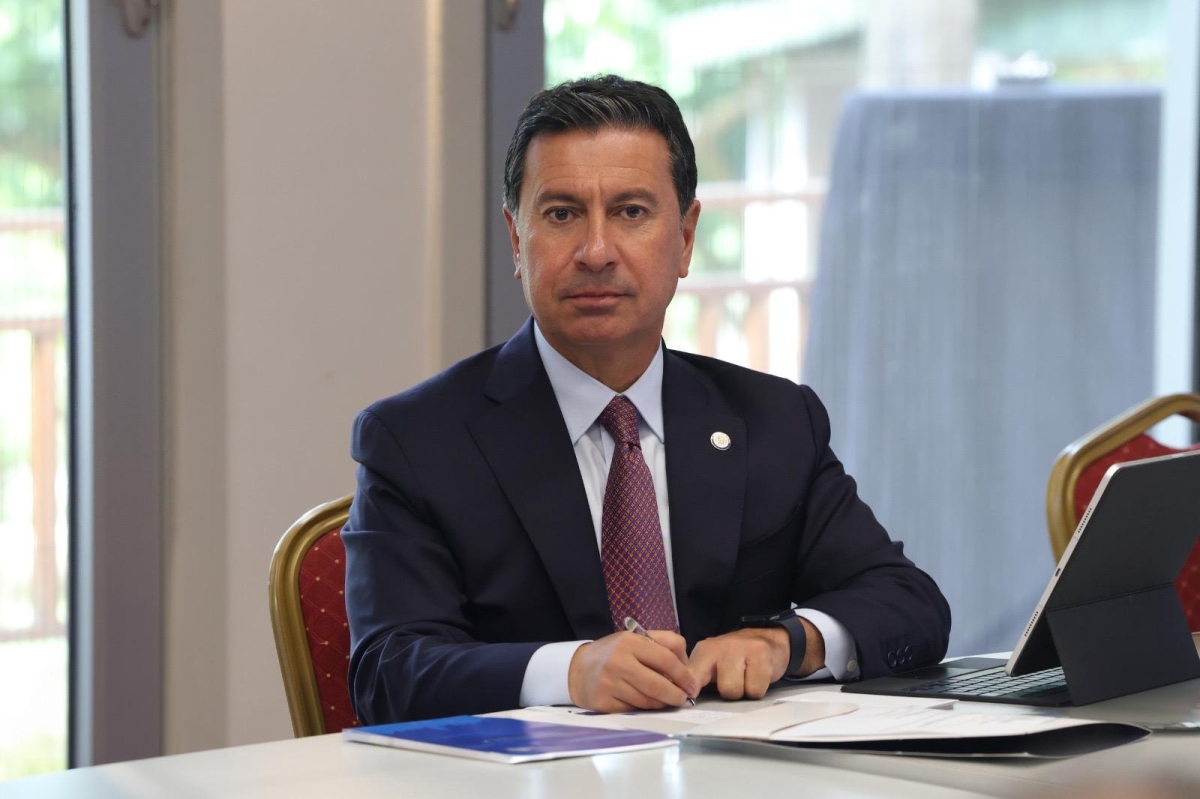 Başkan Aras: Basın, halkın gözü, kulağı, vicdanıdır