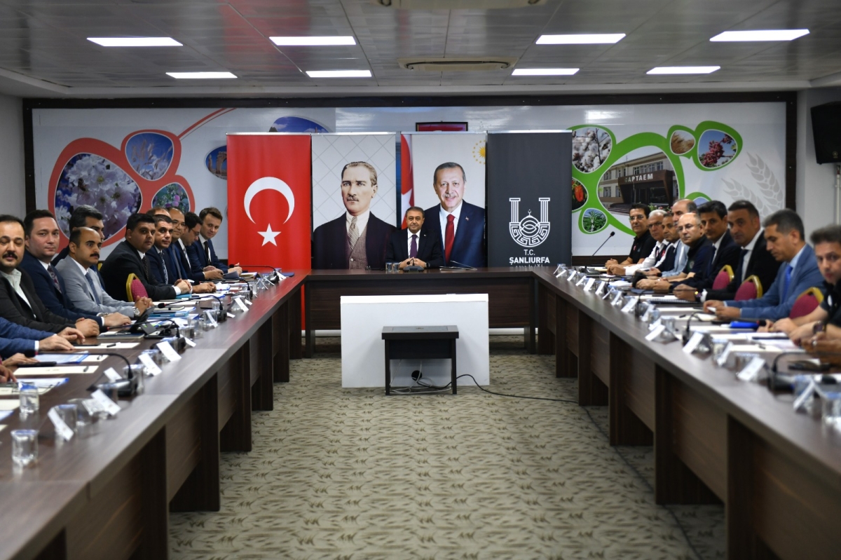 Şanlıurfa'da deprem konutlarının yapım süreçleri masaya yatırıldı