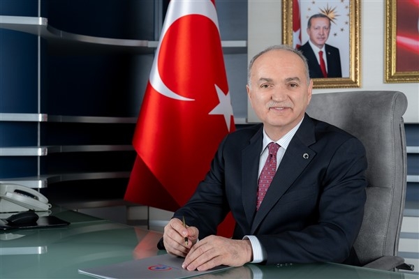 Başkan Özlü'den 24 Temmuz Gazeteciler ve Basın Bayramı mesajı