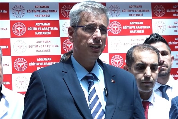 Bakan Memişoğlu, AK Parti Sakarya Teşkilat Akademisi'ni ziyaret etti