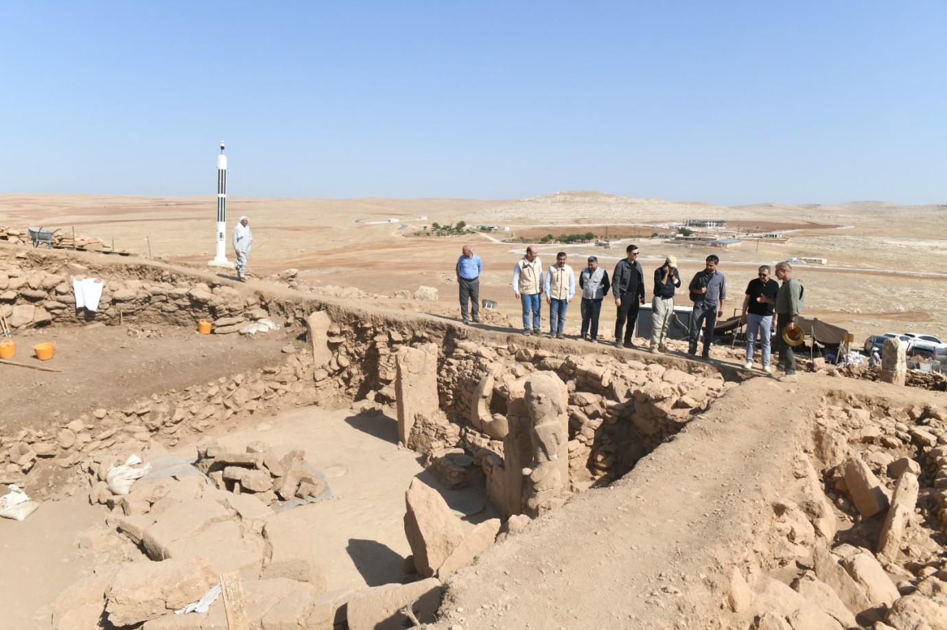 VALİ ŞILDAK KARAHANTEPE VE GÖBEKLİTEPE’Yİ İNCELEDİ