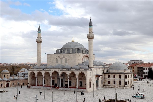 Siyasiler, Boğa ve Öztürk'ün vefatı dolayısıyla mesaj yayımladı