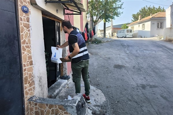 İzmir’de üreticiye ve ihtiyaç sahiplerine destek