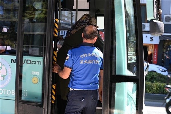 Manisa Büyükşehir Belediyesi'nden ulaşım araçlarında denetim