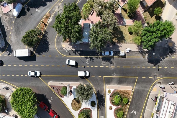Silifke Caddesi'nde yol yenileme çalışmaları tamamlandı