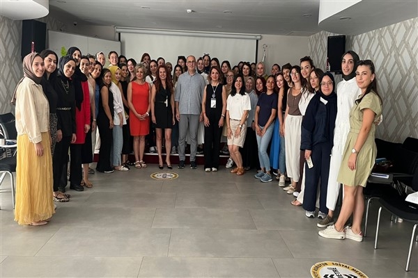 Alanya Belediyesi, Çocuk Akademileri hizmet içi eğitim programı tamamlandı