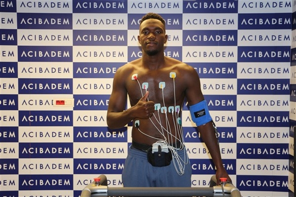 Yahia Fofana, sağlık kontrollerinden geçti