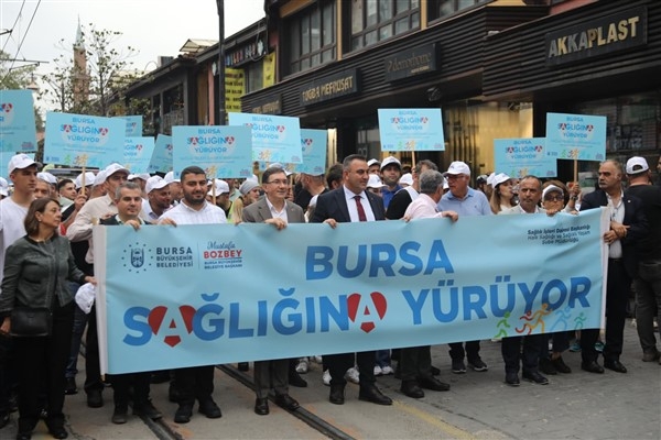 Büyükşehir, &Prime;Bursa Sağlığına Yürüyor&Prime; etkinliği düzenledi