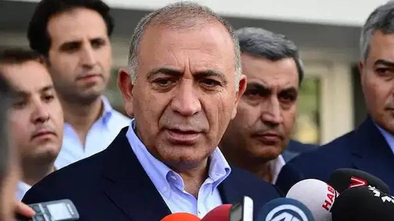 Gürsel Tekin’den Sert Çıkış: “Baba Evine Girmeme Kimse Engel Olamaz”