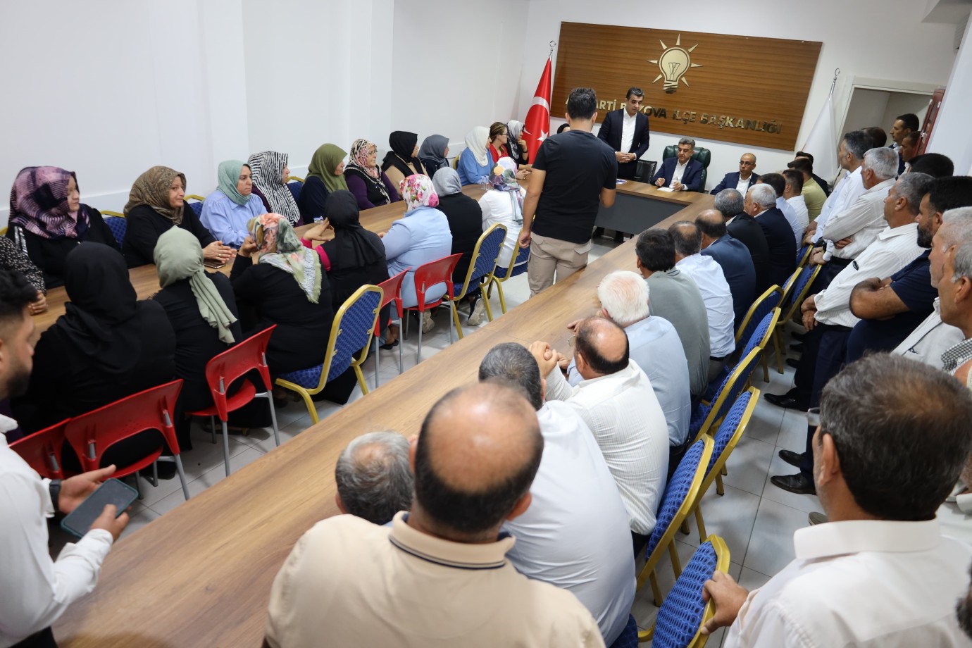 AK Parti İl Başkanı Günbegi, Bozova'yı Ziyaret Etti