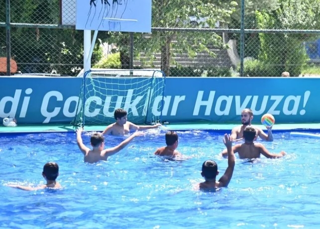 Manisa’da 6 Binden Fazla Öğrenci Yazı Serin Geçirdi