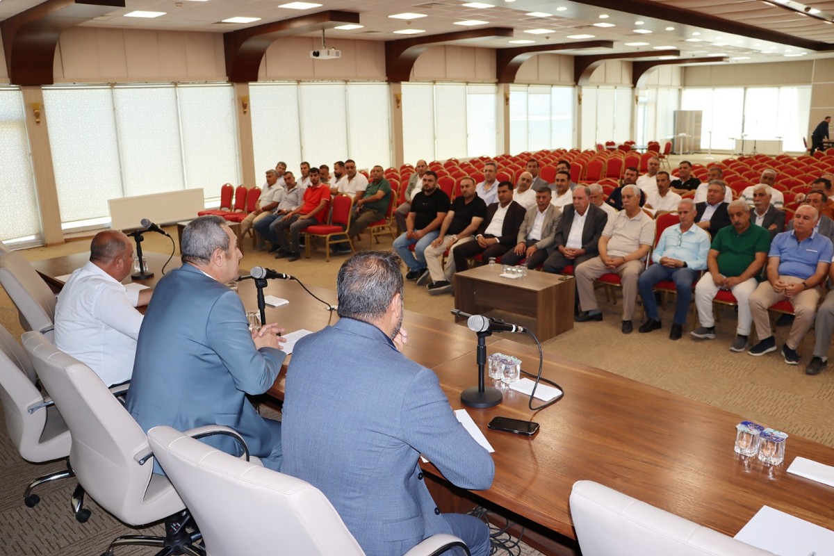 PAMUK SEKTÖRÜ TEMSİLCİLERİ ŞANLIURFA TİCARET BORSASI'NDA BULUŞTU