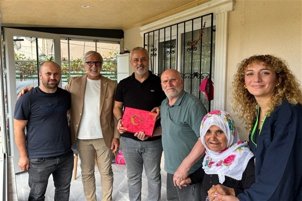 İzmit Belediyesi'nden Derince’deki Kıbrıs gazilerine ziyaret