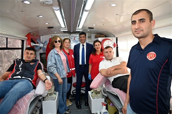 Yalova İtfaiyesi’nden kan bağışına destek