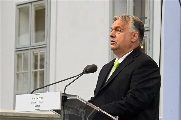 Orban: Brüksel, AB’yi bir savaş projesine dönüştürdü
