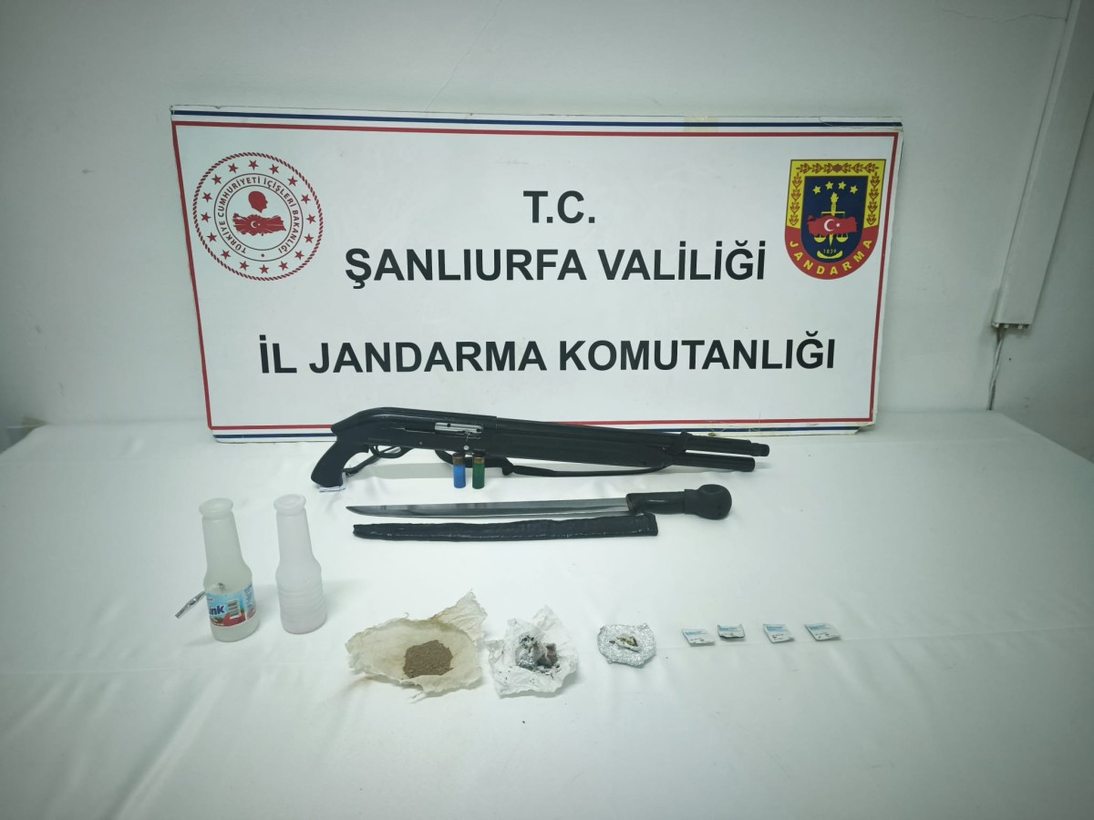 Suruç’ta Jandarmadan Uyuşturucu Operasyonu: Çok Sayıda Madde Ele Geçirildi