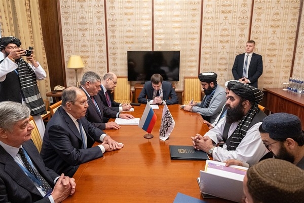 Lavrov: Afganistan’da terörle mücadelede olumlu gelişmeler gözlemleniyor