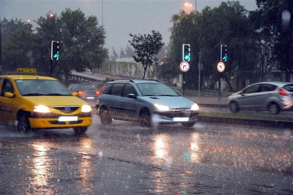 Meteoroloji’den kuvvetli rüzgar ve yağış uyarısı