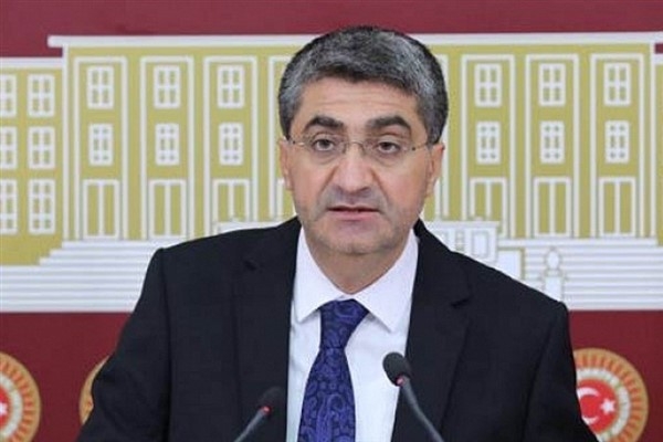 DEVA Partili Ekmen: Meclis kavga değil, istişare yeri olmalı