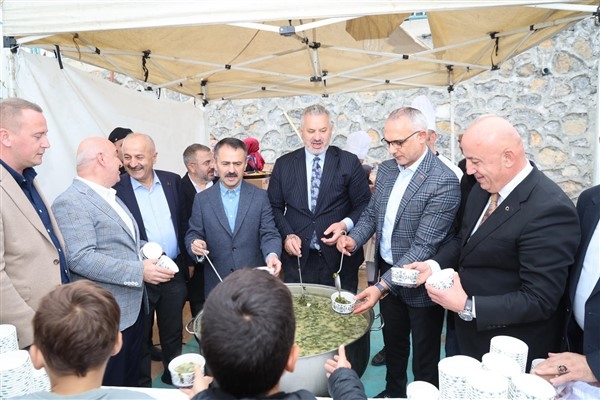 Vali Aktaş, Kocaeli'nde Giresun Rüzgarı Güz Festivali’ni ziyaret etti