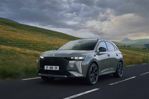 Seyahat sanatının temsilcisi DS Automobıles’den ayrıcalıklı Ekim teklifleri