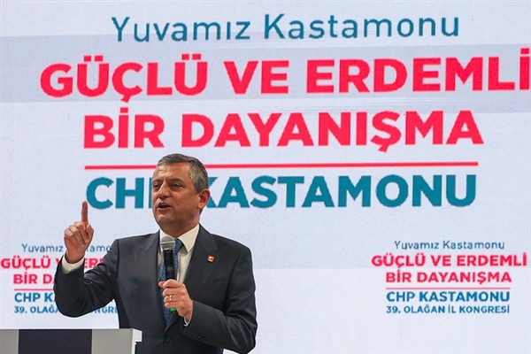 CHP Genel Başkanı Özel, Kastamonu 39. Olağan İl Kongresine katıldı