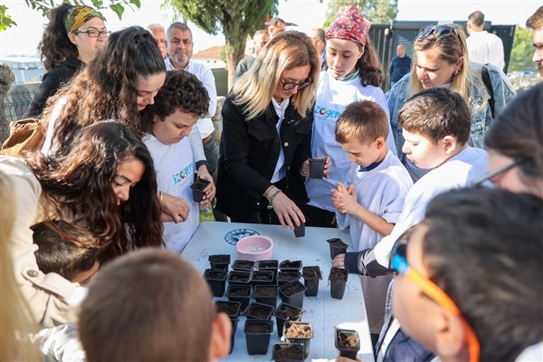 Buca’nın Tarım Okulu, otizmli çocukları ağırladı