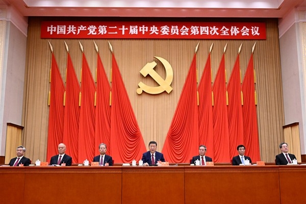 Xi, 15. Beş Yıllık Plan'a dair önerge hakkında açıklama yaptı