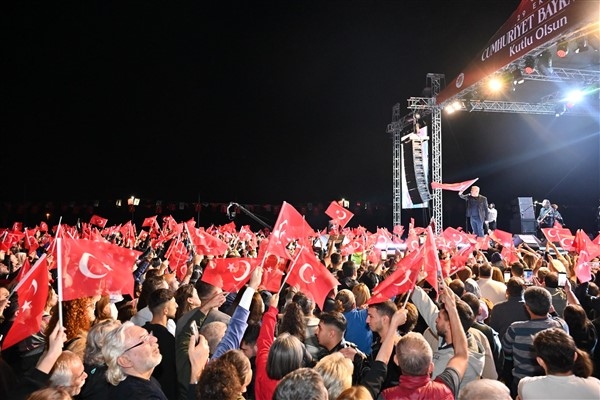 Edip Akbayram Gençlik Parkı, açıldı