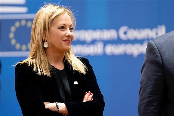 Meloni: Ulusal Birlik ve Silahlı Kuvvetler Günü’nde askerlerimizi onurlandırıyoruz