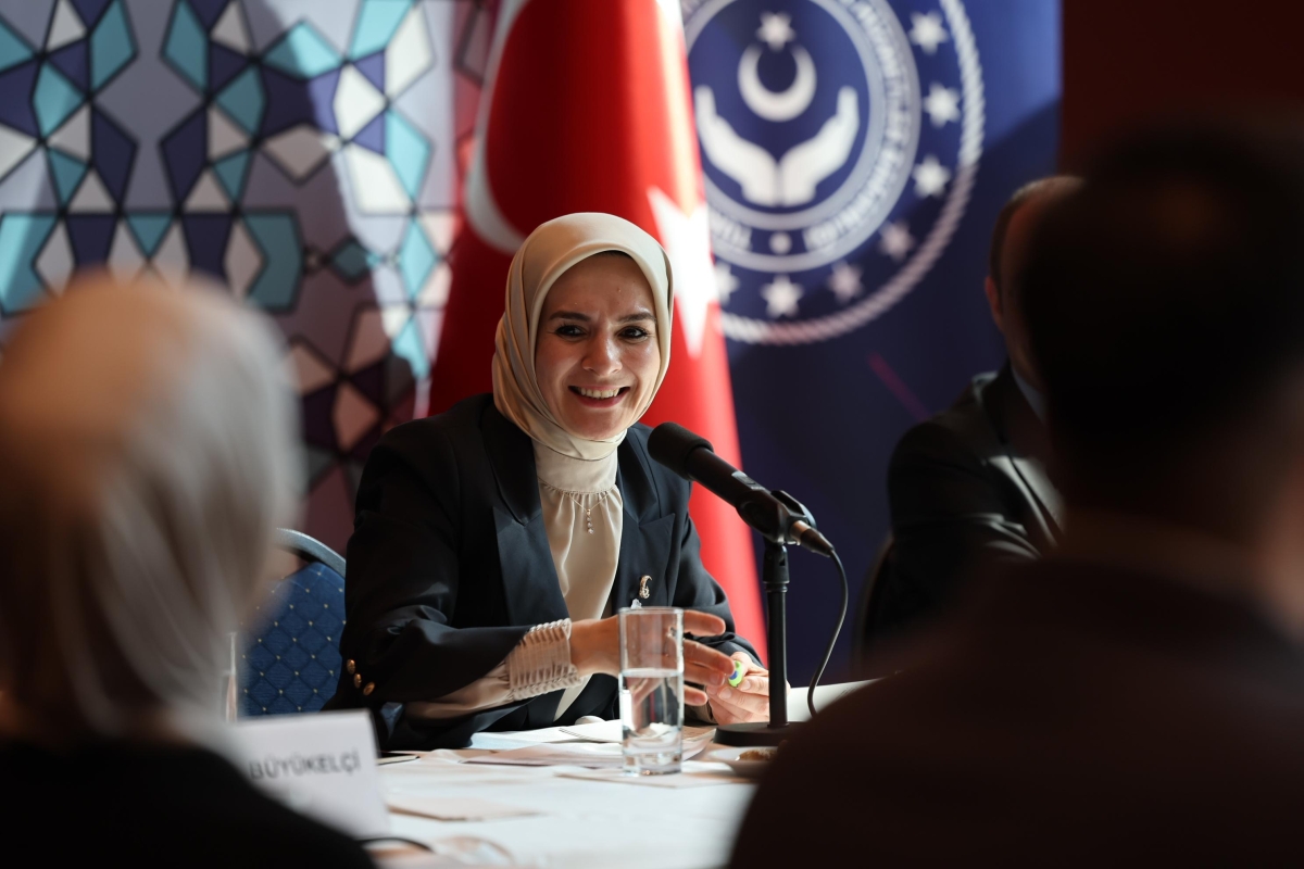 Bakan Göktaş, Doha'da diplomatik temaslarını sürdürüyor