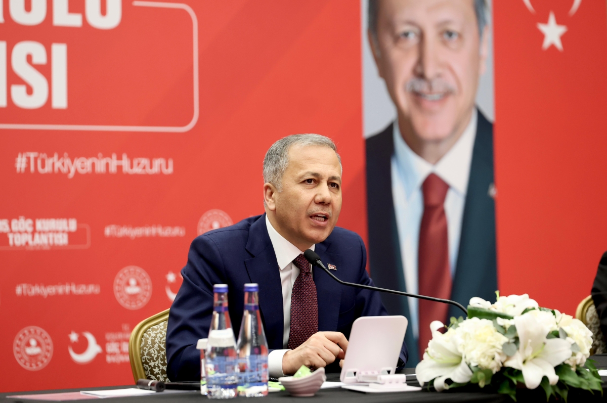 Yerlikaya: Siber suçlarla mücadelede 403 şüpheli yakalandı