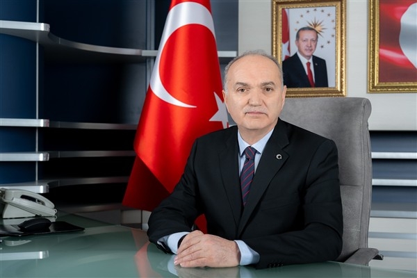Başkan Özlü: Depremlerle sınanan Düzce’yi yeniden inşa ediyoruz
