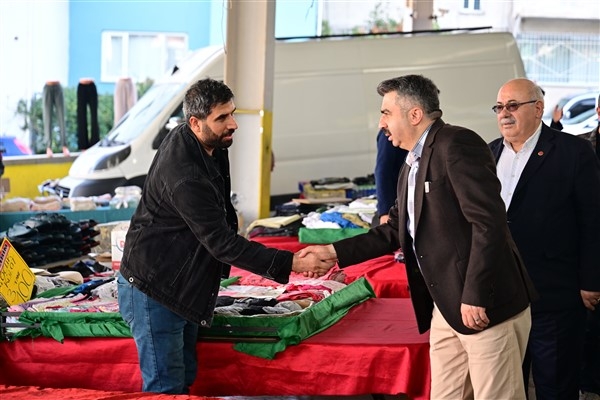 Başkan Yılmaz, pazar esnafıyla buluştu