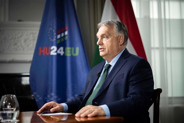 Orban: Göçmenleri kabul etmeyeceğiz ve onlara tek bir kuruş bile harcamayacağız