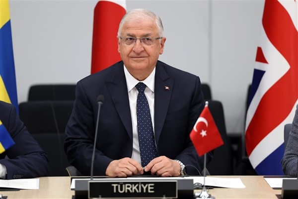Millî Savunma Bakanı Güler, KKTC Başbakanı Ünal Üstel ile bir araya geldi