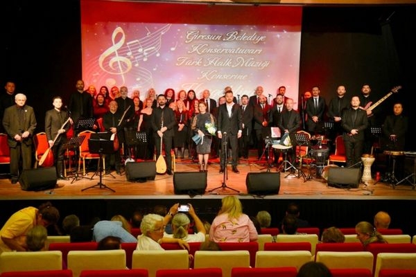 Giresun Belediyesi Konservatuvarı'ndan Türk Halk Müziği konseri